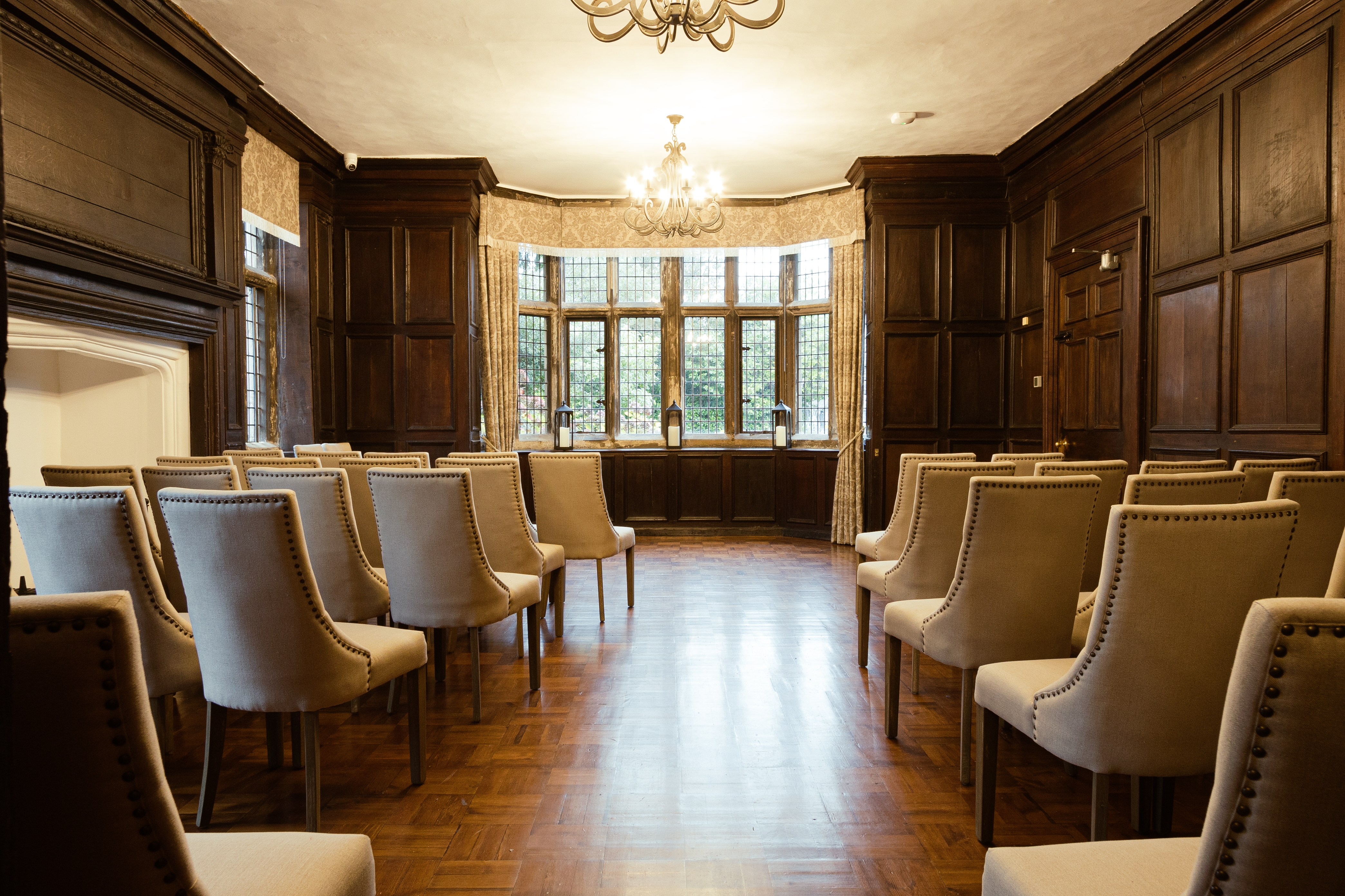 Ceremony room for up to 40 people.
