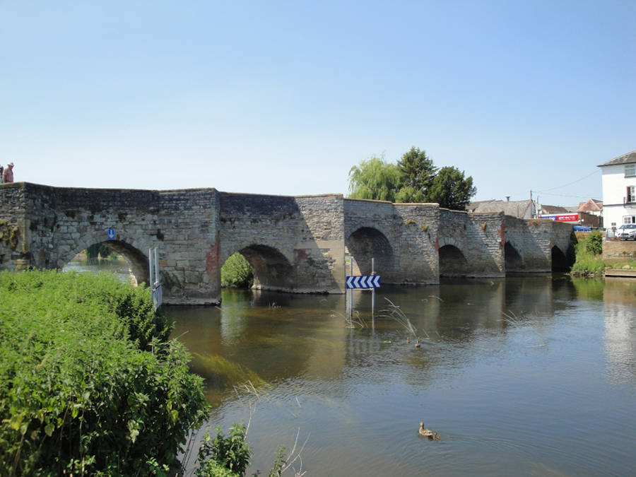 Bidford-on-Avon bridge