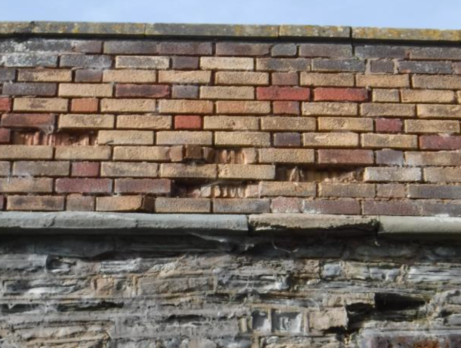 Binton Bridge missing brickwork