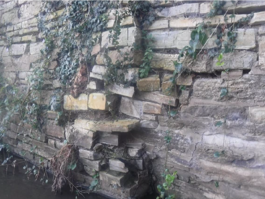 Binton Bridge damaged stonework