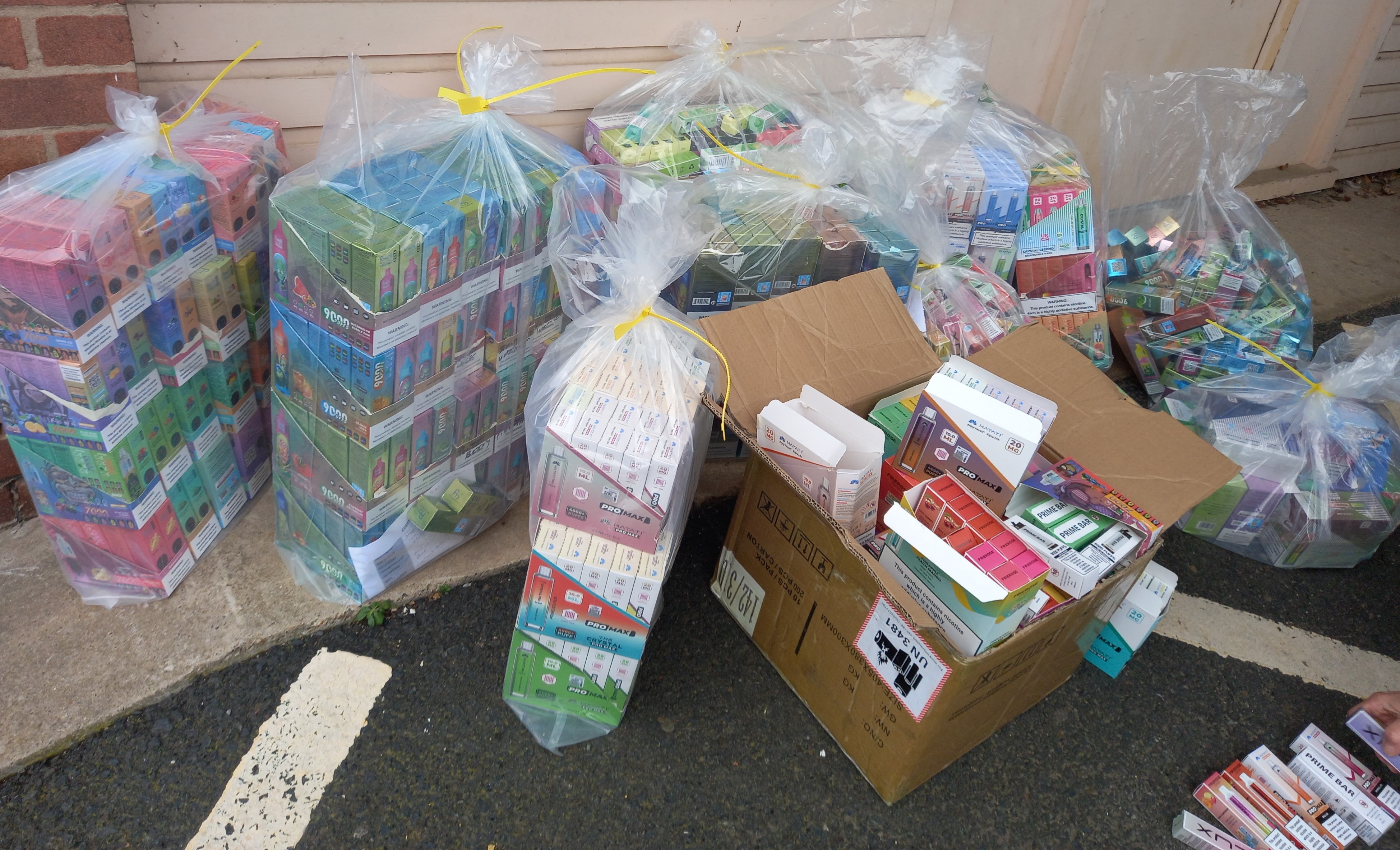 North Warwickshire seizure of illegal vapes