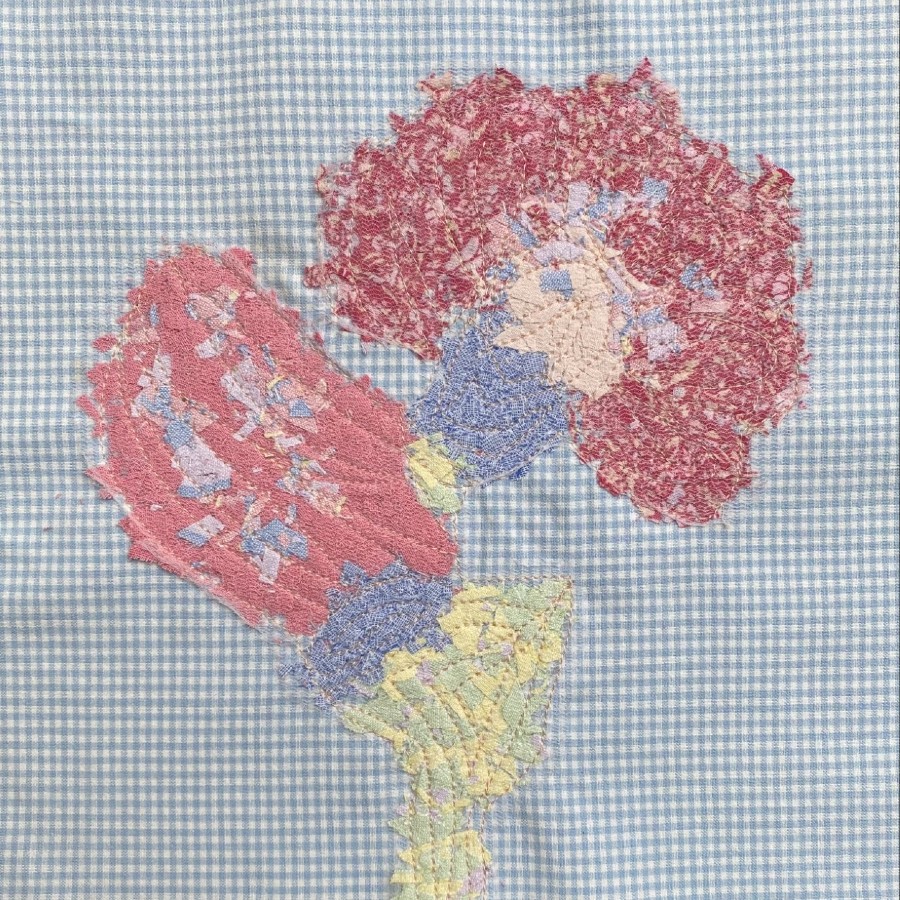 Confetti quilting: a great eco-friendly way of using all your leftover pieces of material to create a quilt