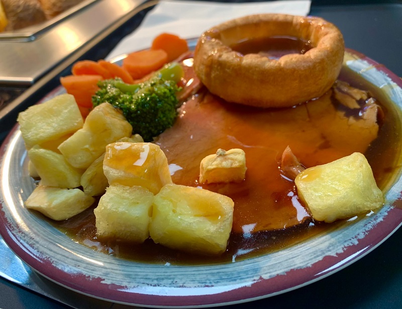 Pupils celebrate Roast Dinner Day with Educaterers this National School