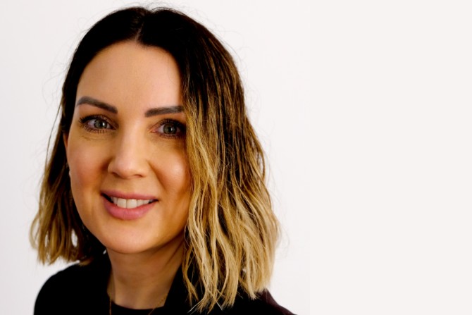Headshot of Vicky Woodfield