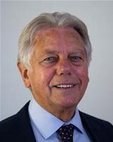 Cllr Chris Mills