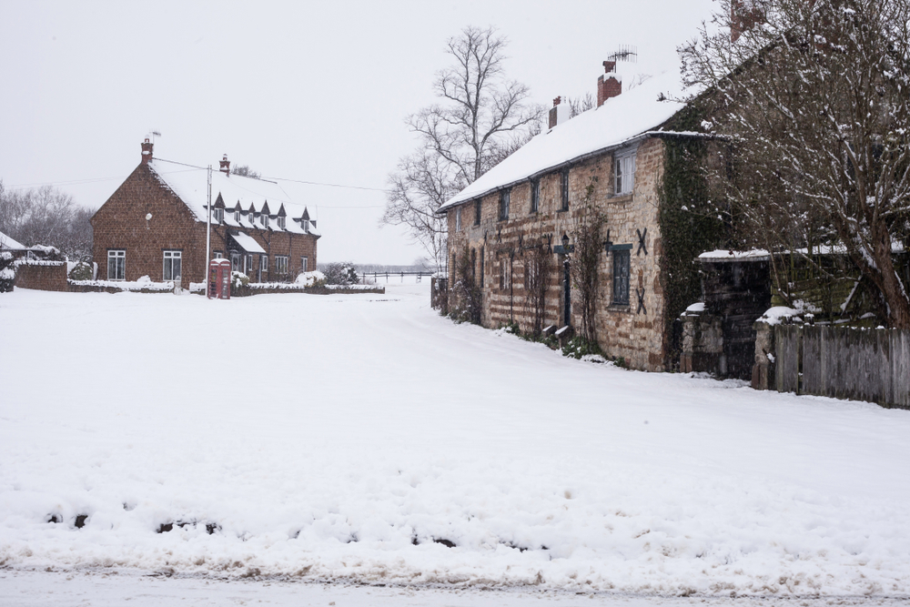 Amber Weather Warning as Storm Goretti Brings Heavy Snow to Warwickshire