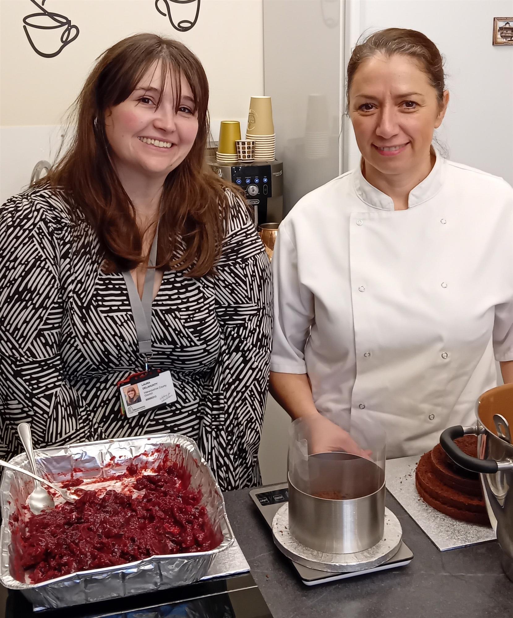 Laura Delahunty (left) and Stefania Badea (right) at Sweet Art School.