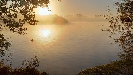 Sunrise over Kingsbury Waterpark